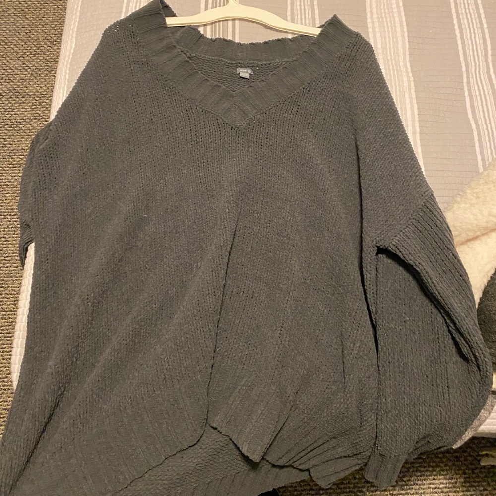 Aerie Long Sleeve Sweater
